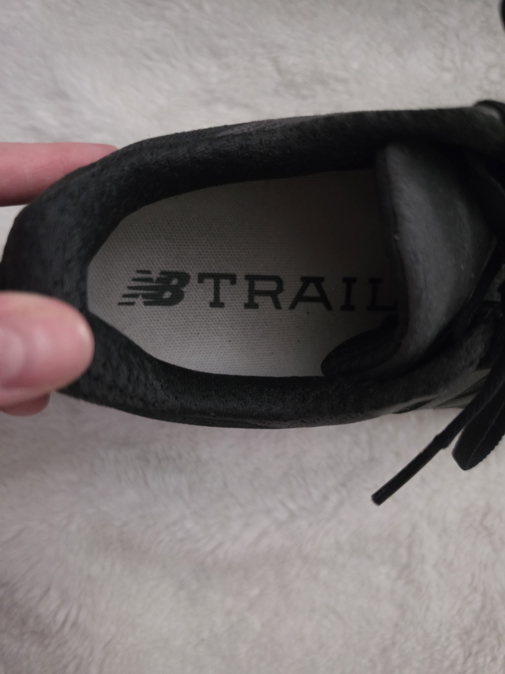 New Balance Women's Black Athletic Trail Shoes - All-Black Fresh Foam - Picture 4 of 8